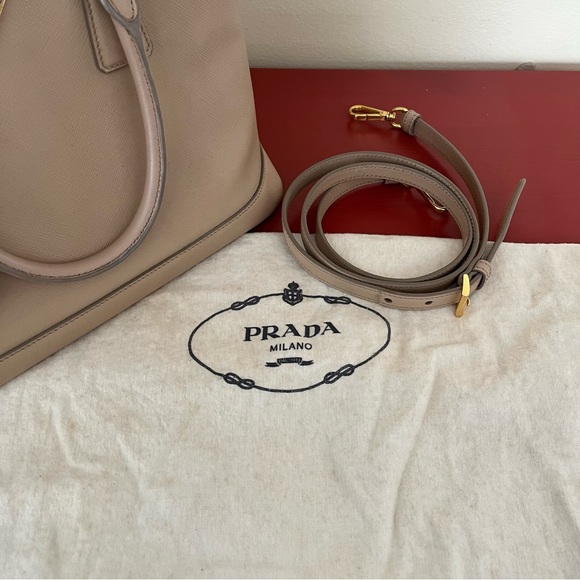 Prada Promenade Leather Saffiano Handbag - Picture 15 of 15